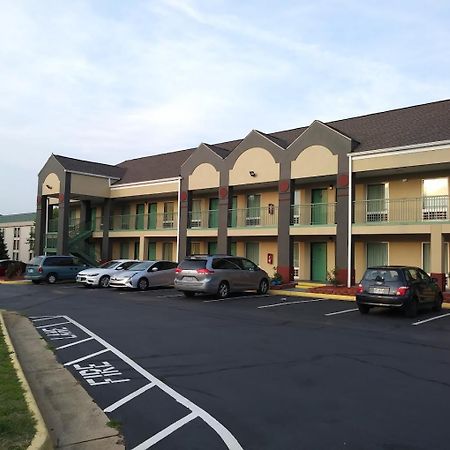 Super 8 Hotel Stafford Kültér fotó