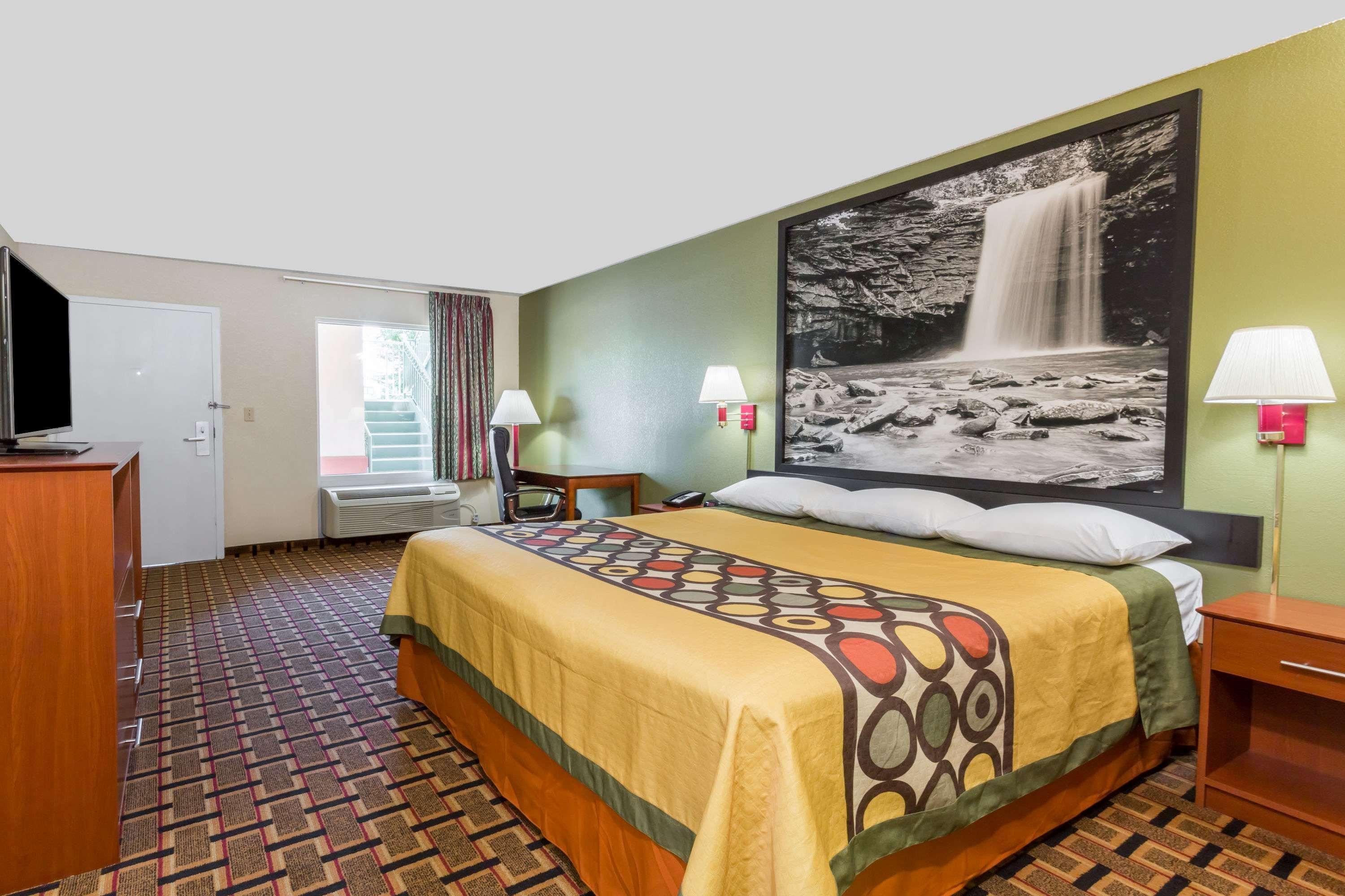 Super 8 Hotel Stafford Kültér fotó
